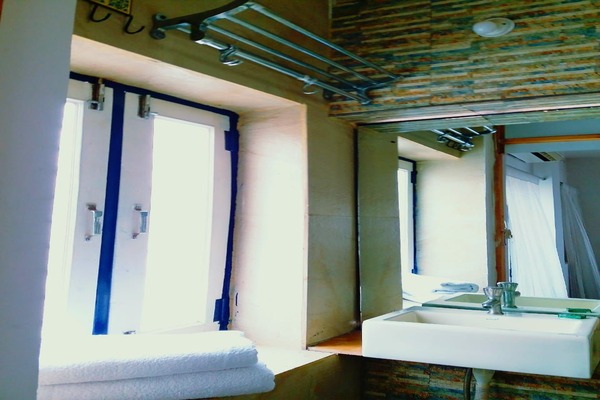 Hotel U Turn – Prince Room