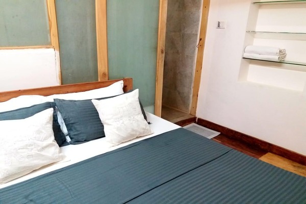 Hotel U Turn – Prince Room